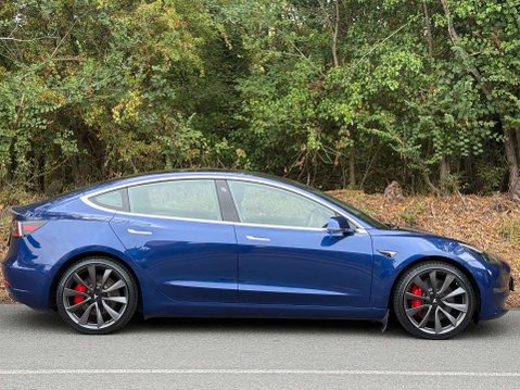 Tesla Model 3 Model 3 Performance AWD 4WD 4dr 17