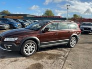 Volvo XC70 2.4 XC70 SE Luxury D5 AWD Auto 4WD 5dr 9