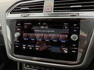 Volkswagen Tiguan R-LINE TECH TSI EVO DSG 18