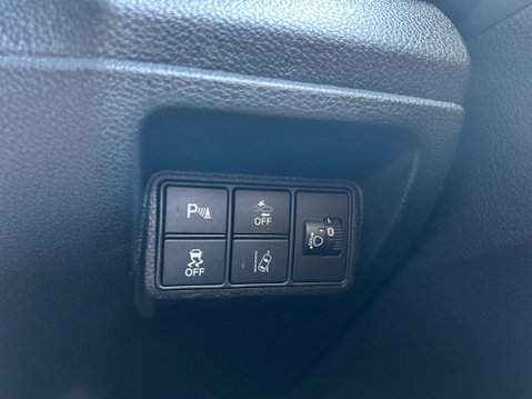 Honda Civic VTEC SR 29