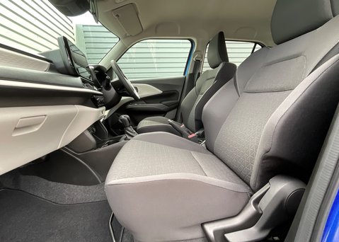 Suzuki Swift Motion 1.2 Mild Hybrid CVT 8