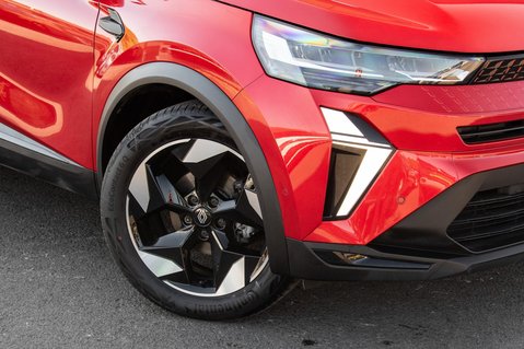 Renault Captur TECHNO TCE 2