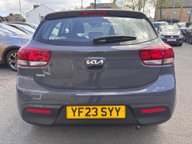 Kia Rio 2 6