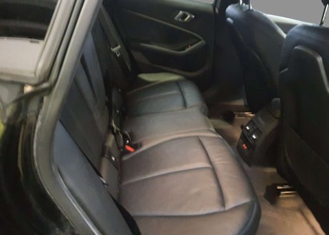 BMW 2 Series 1.5 218i M Sport Saloon 4dr Petrol DCT Euro 6 (s/s) (140 ps) 9