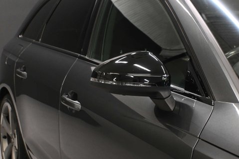 Audi A4 2.0 A4 Black Edition 40 TDI MHEV Quattro Semi-Auto 4WD 5dr 41