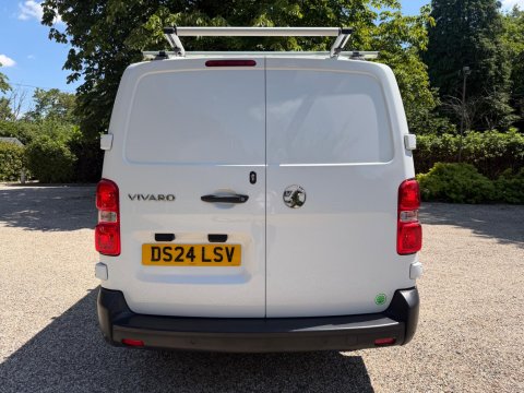Vauxhall Vivaro 1.5 Turbo D Prime XL Panel Van LWB Euro 6 (s/s) 6dr 9