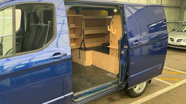 Ford Transit Custom SWB L1H1 Low Roof Limited Air Con Alloys Sensors EURO 6 NO VAT 8