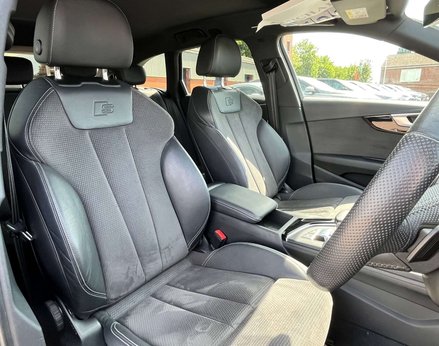Audi A4 2.0 A4 Black Edition 40 TDI Semi-Auto 5dr 62