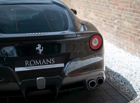 Ferrari F12 Berlinetta 19