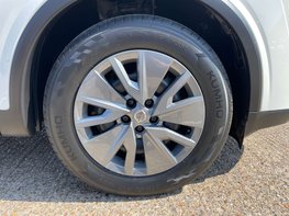 Nissan Qashqai 1.3 Qashqai Visia DiG-T MHEV 5dr 14