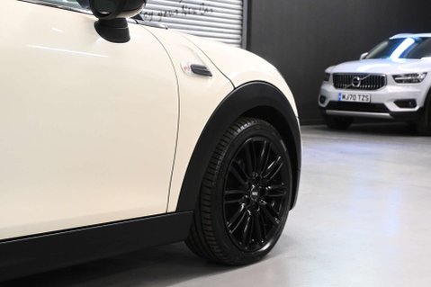 Mini Hatch 1.5 Cooper Auto 5dr 46
