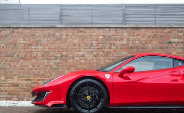 Ferrari 488 Pista 26
