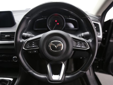 Mazda 3 2.0 SKYACTIV-G Sport Nav Fastback Euro 6 (s/s) 4dr 10