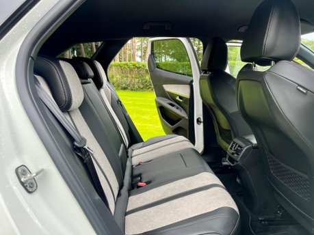 Peugeot 3008 S/S GT PREMIUM 24