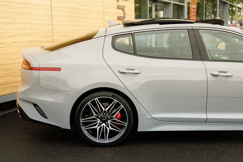Kia Stinger GT S ISG 7