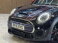 Mini Hatch 2.0 John Cooper Works Auto 3dr 38