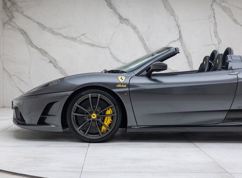 Ferrari F430 SCUDERIA SPIDER 16M 51