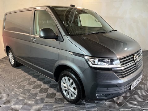 Volkswagen Transporter 2.0 TDI T28 Highline FWD SWB Euro 6 (s/s) 5dr 32