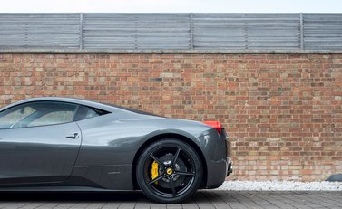 Ferrari 458 Italia 25