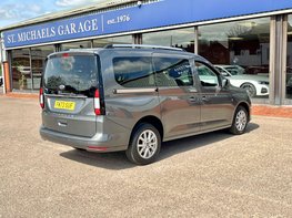 Ford Tourneo Connect 2.0 Tourneo Connect Titanium EcoBlue A 5dr 8