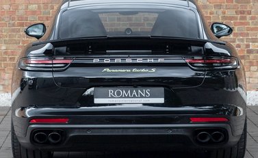 Porsche Panamera Turbo S E-Hybrid 5