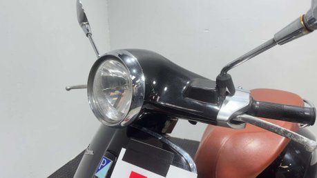 Piaggio Vespa Primavera 2016 17K RUNS WELL EASY LIGHT PROJECT 125CC SCOOTER BIKE 30