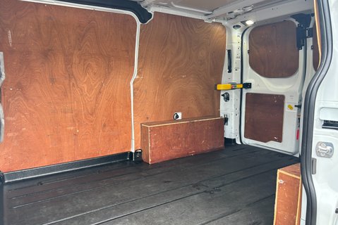 Ford Transit Custom 280 L1 130 ps Limited Panel Van - No VAT 9