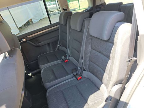 Volkswagen Touran 1.4 TSI BlueMotion Tech SEL MPV 5dr Petrol DSG Euro 6 (s/s) (150 ps) 48