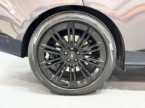 Land Rover Range Rover 4.4 P530 V8 First Edition SUV 5dr Petrol Auto 4WD Euro 6 (s/s) (530 ps) 42