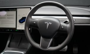 Tesla Model 3 PERFORMANCE AWD Deep Blue Metallic GROK AI RYZEN 20" ALLOYS BLACK INTERIOR 16