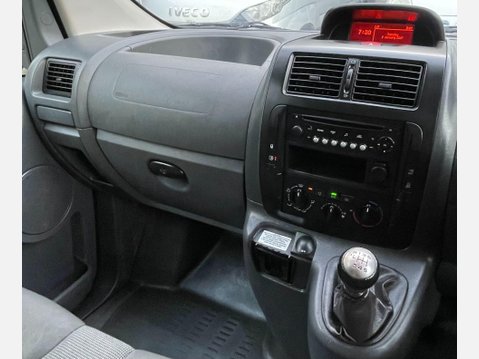 Toyota Proace 2.0 1200 HDi Panel Van 5dr Diesel Manual FWD L2 H1 (168 g/km, 128 bhp) 34