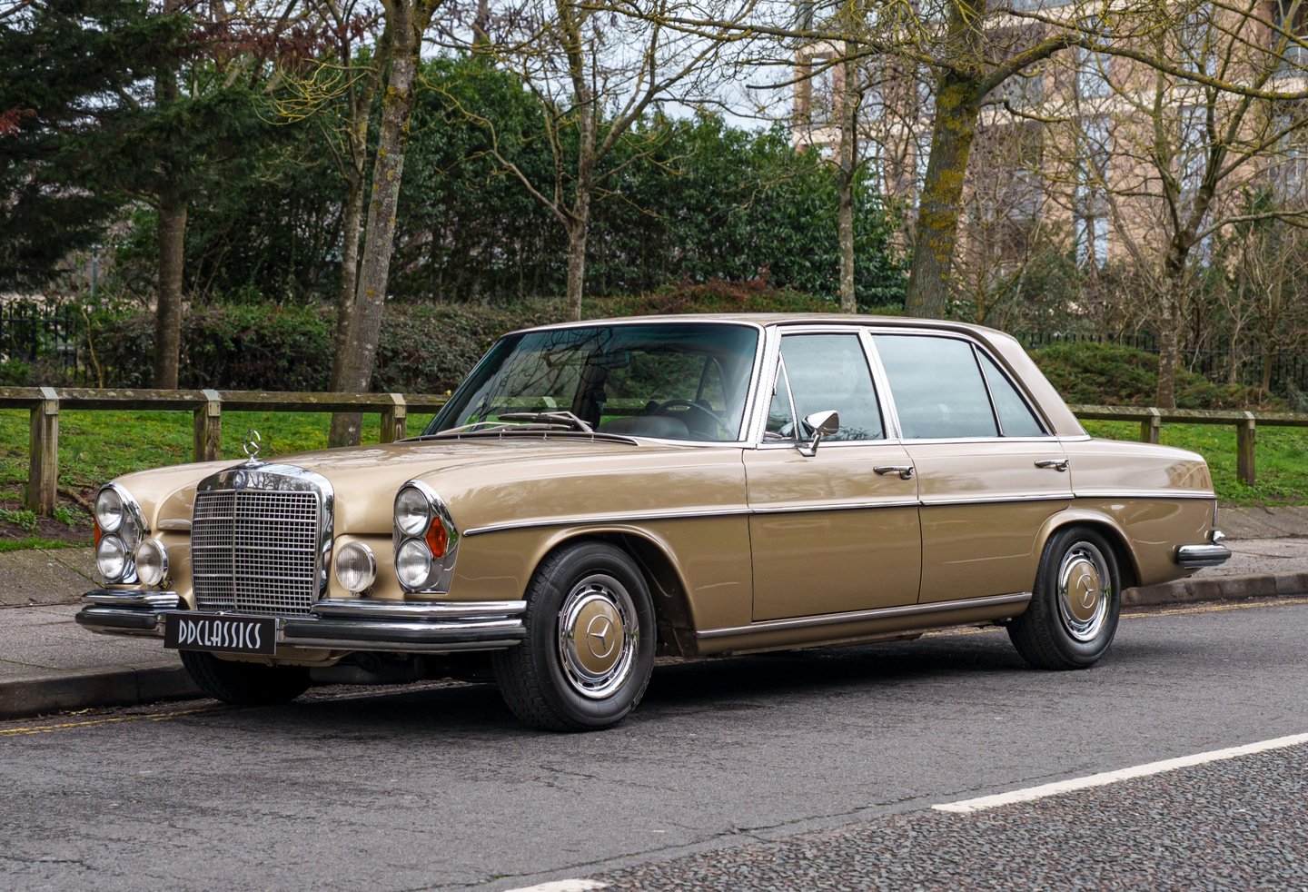 1969 Mercedes-Benz S Class 300...