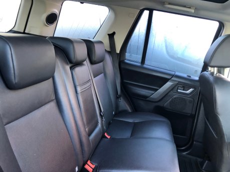 Land Rover Freelander SOLD 2.2 TD4 HSE automatic Epsom Green, good history, towbar heated seats 6