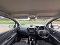 Renault Captur 0.9 TCe ENERGY Iconic SUV 5dr Petrol Manual Euro 6 (s/s) (90 ps) 19