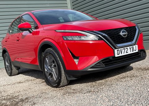 Nissan Qashqai DIG-T ACENTA PREMIUM MHEV 7