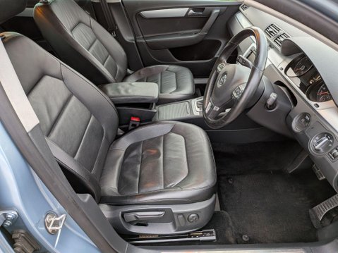 Volkswagen Passat 2.0 TDI BlueMotion Tech Alltrack DSG 4Motion Euro 5 (s/s) 5dr 8