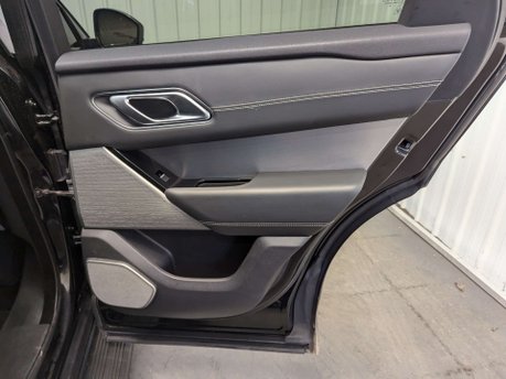 Land Rover Range Rover Velar 2.0 Range Rover Velar R-Dynamic HSE D240 Auto 4WD 5dr 59