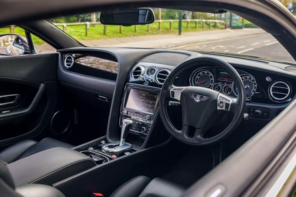 Bentley Continental GT V8 S 13