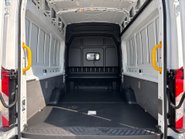Ford Transit 350 L4 H3 130 ps DCIV with Air Conditioning 12