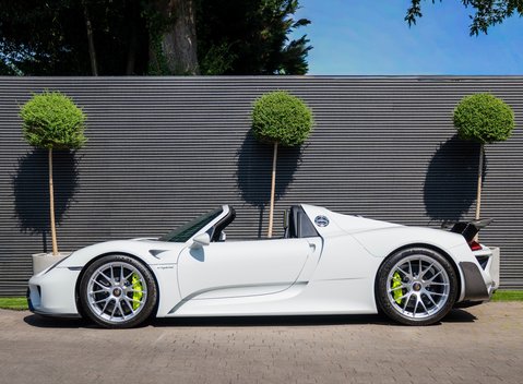 Porsche 918 Spyder 2