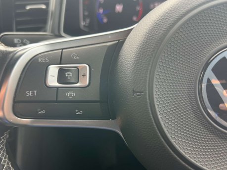 Volkswagen T-Roc 2.0 T-Roc R-Line TSi 4Motion Semi-Auto 4WD 5dr 10