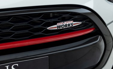 Mini Hatch John Cooper Works Challenge 25