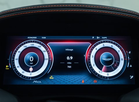 Aston Martin DB12 V8 18