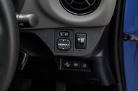 Toyota Yaris VVT-I ICON TECH 15