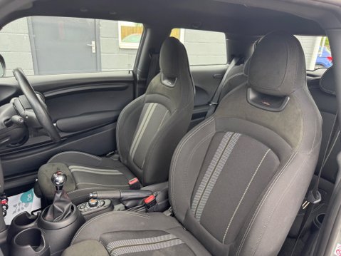 Mini Hatch COOPER SPORT 46