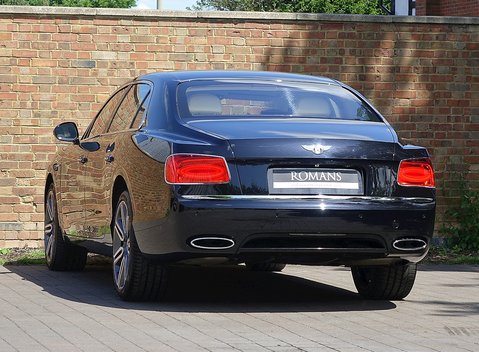 Bentley Flying Spur W12 Mulliner 10