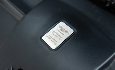 Aston Martin Vanquish S 45