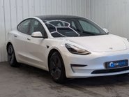 Tesla Model 3 Model 3 Long Range AWD 4WD 4dr 19