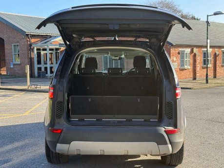 Land Rover Discovery 3.0 Discovery HSE TD6 Auto 4WD 5dr 15