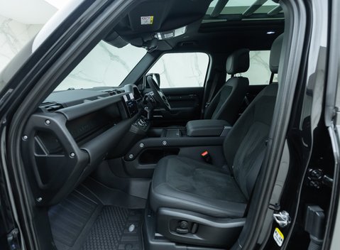 Land Rover Defender 110 V8 15